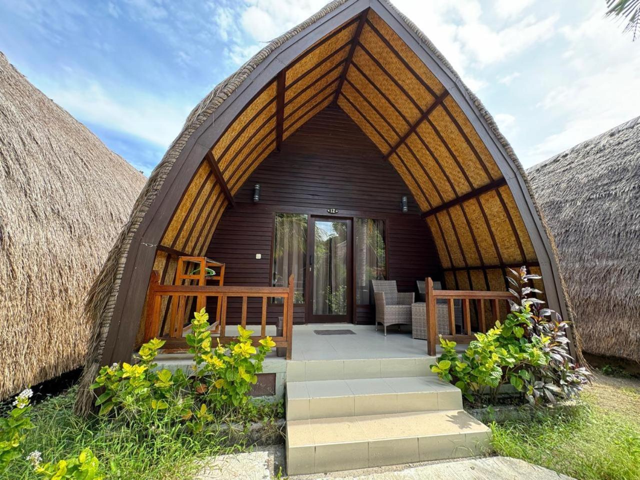 Hotel Sandy Beach