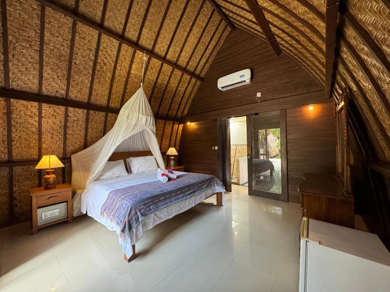 Hotel Sandy Beach