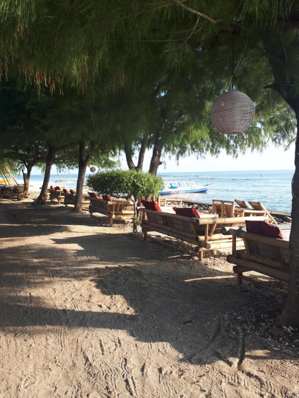 Sandy Beach Hotel 3*