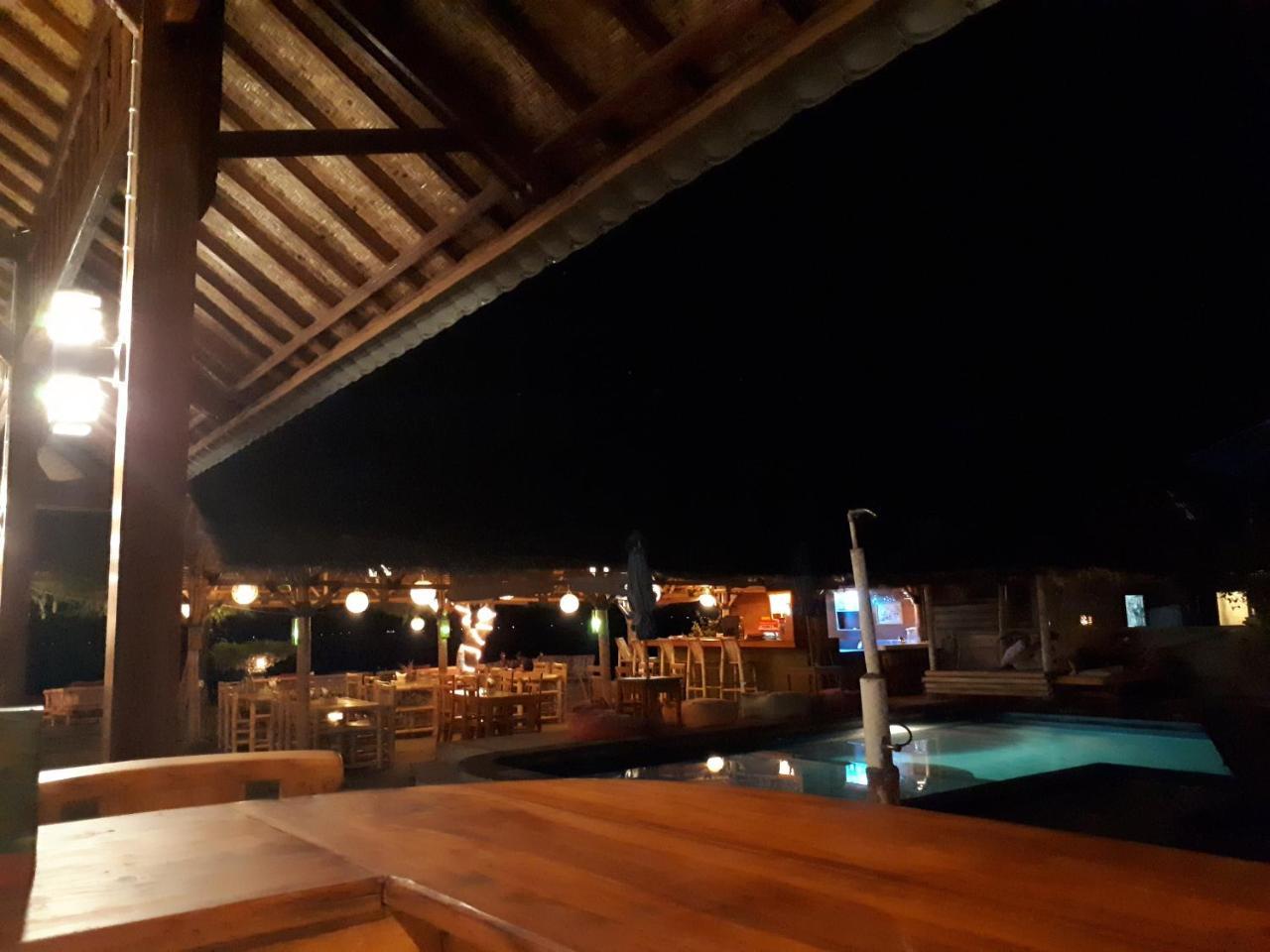 Sandy Beach 3*
